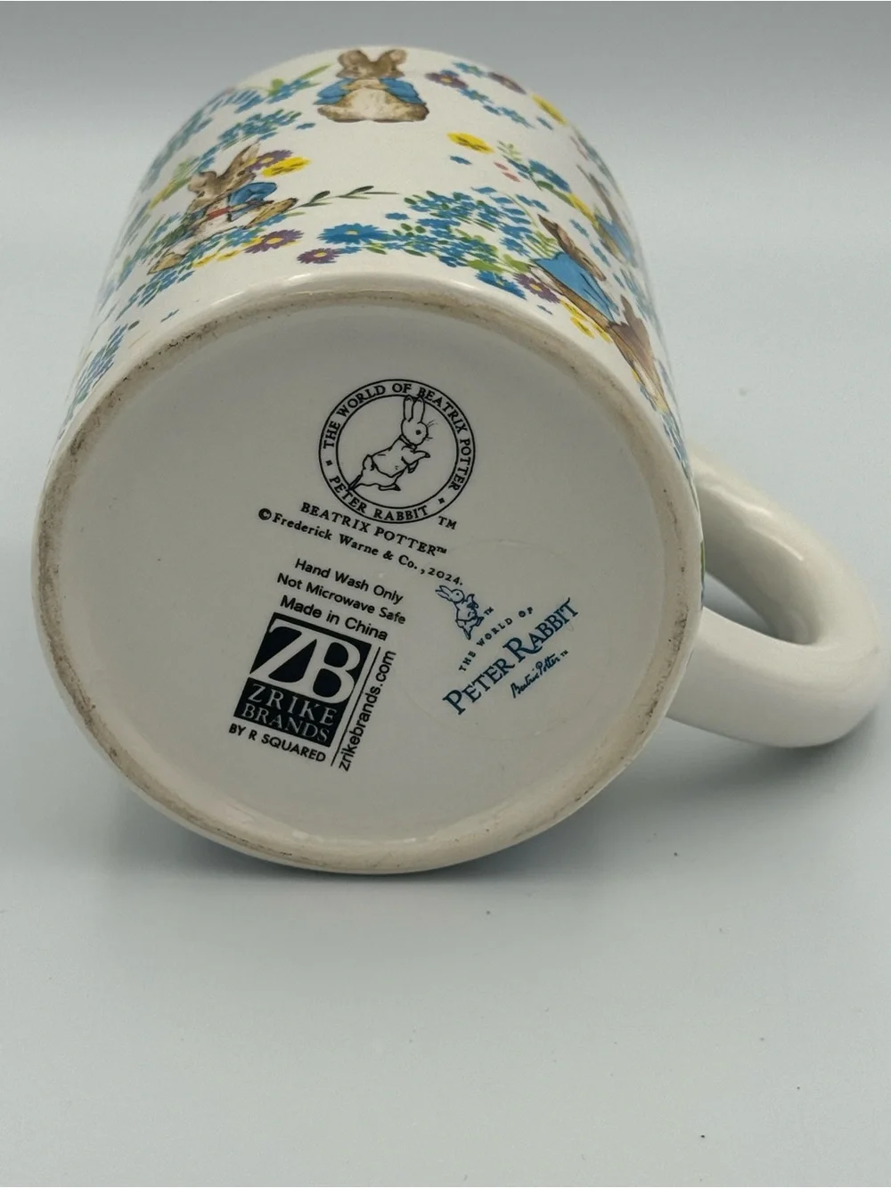 The World of Peter Rabbit‎ Beatrix Potter Bunny Hugger Mug Large 20 oz